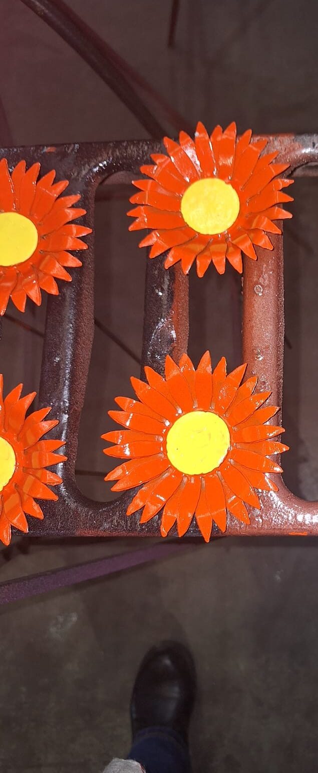 Gerbera Daisies - Image 4